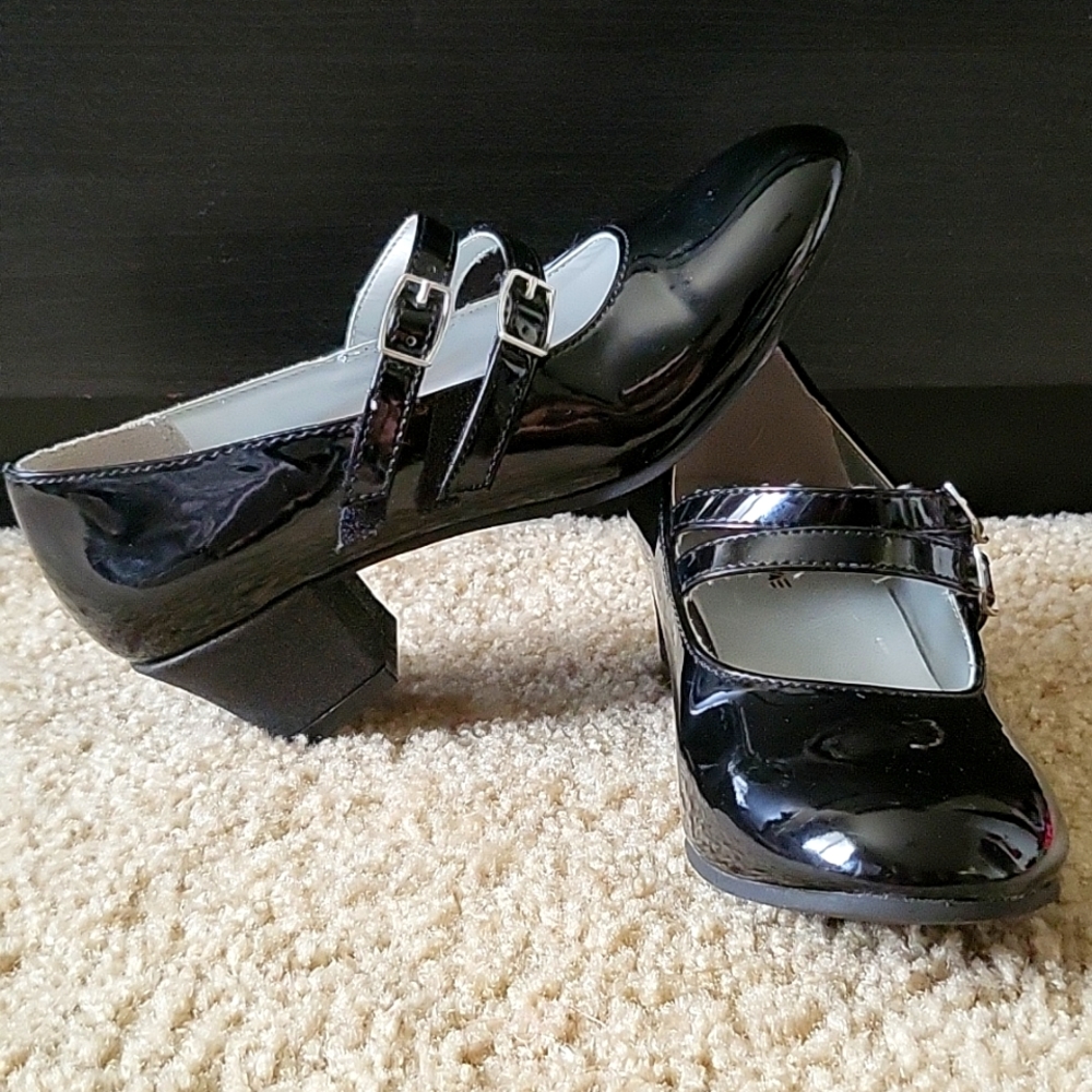 American Eagle girls heels